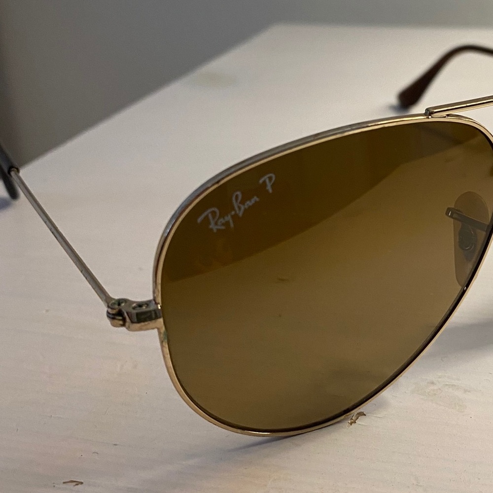 Ray Ban Sunnies - Picture 3 of 11